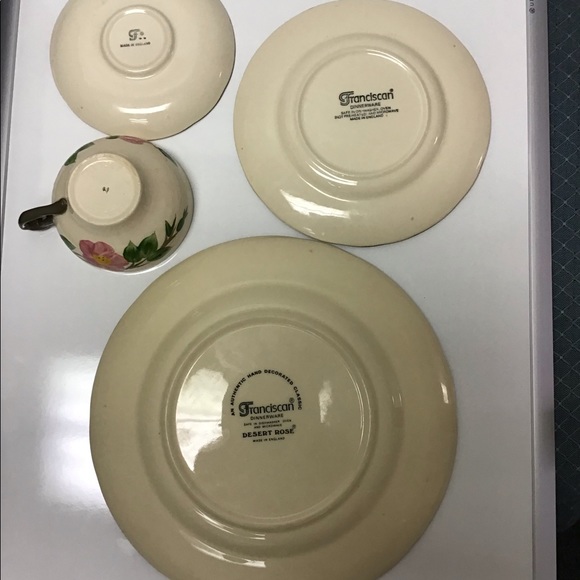 Franciscan Desert Rose 4 piece place setting - Picture 7 of 10